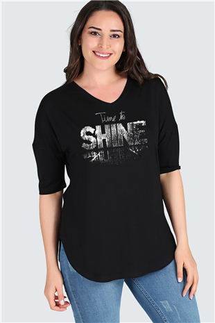 Büyük Beden Shine Baskılı Yarım Kol Yan Yırtmaç Bluz SiyahCurvy TrendBüyük Beden Shine Baskılı Yarım Kol Yan Yırtmaç Bluz Siyah
