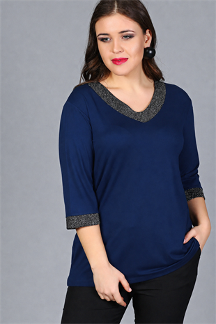 Büyük Beden Yaka Kolucu Sim Bluz LacivertCurvy TrendBüyük Beden Yaka Kolucu Sim Bluz Lacivert