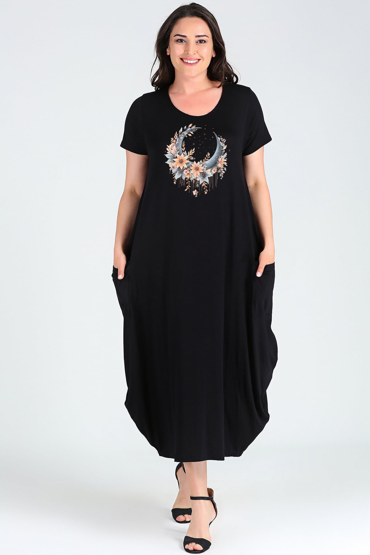 Büyük Beden Boho Hilal Baskılı Jumbo Kısa Kol Elbise SiyahCurvy TrendBüyük Beden Boho Hilal Baskılı Jumbo Kısa Kol Elbise Siyah