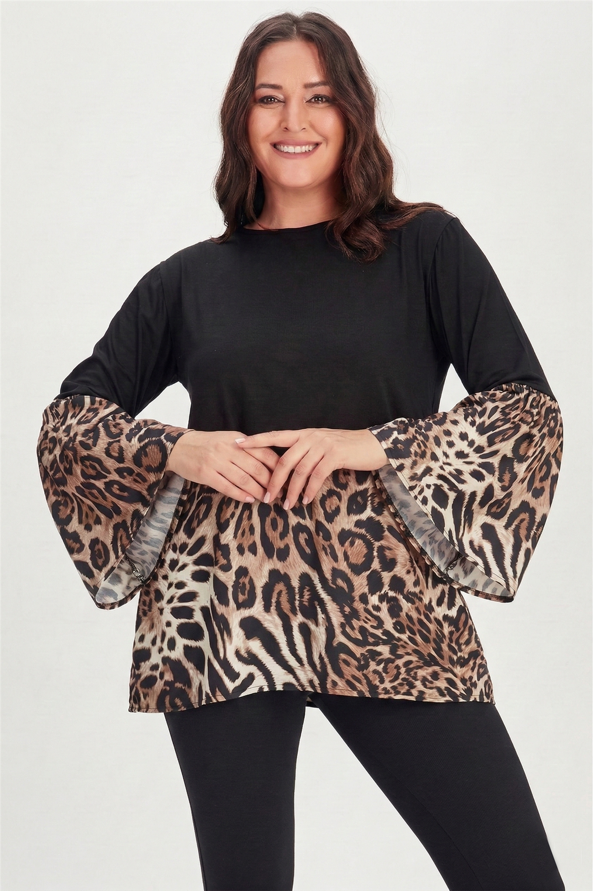 Büyük Beden Etek ve İspanyol Kol Leopar Tunik SiyahCurvy TrendBüyük Beden Etek ve İspanyol Kol Leopar Tunik Siyah