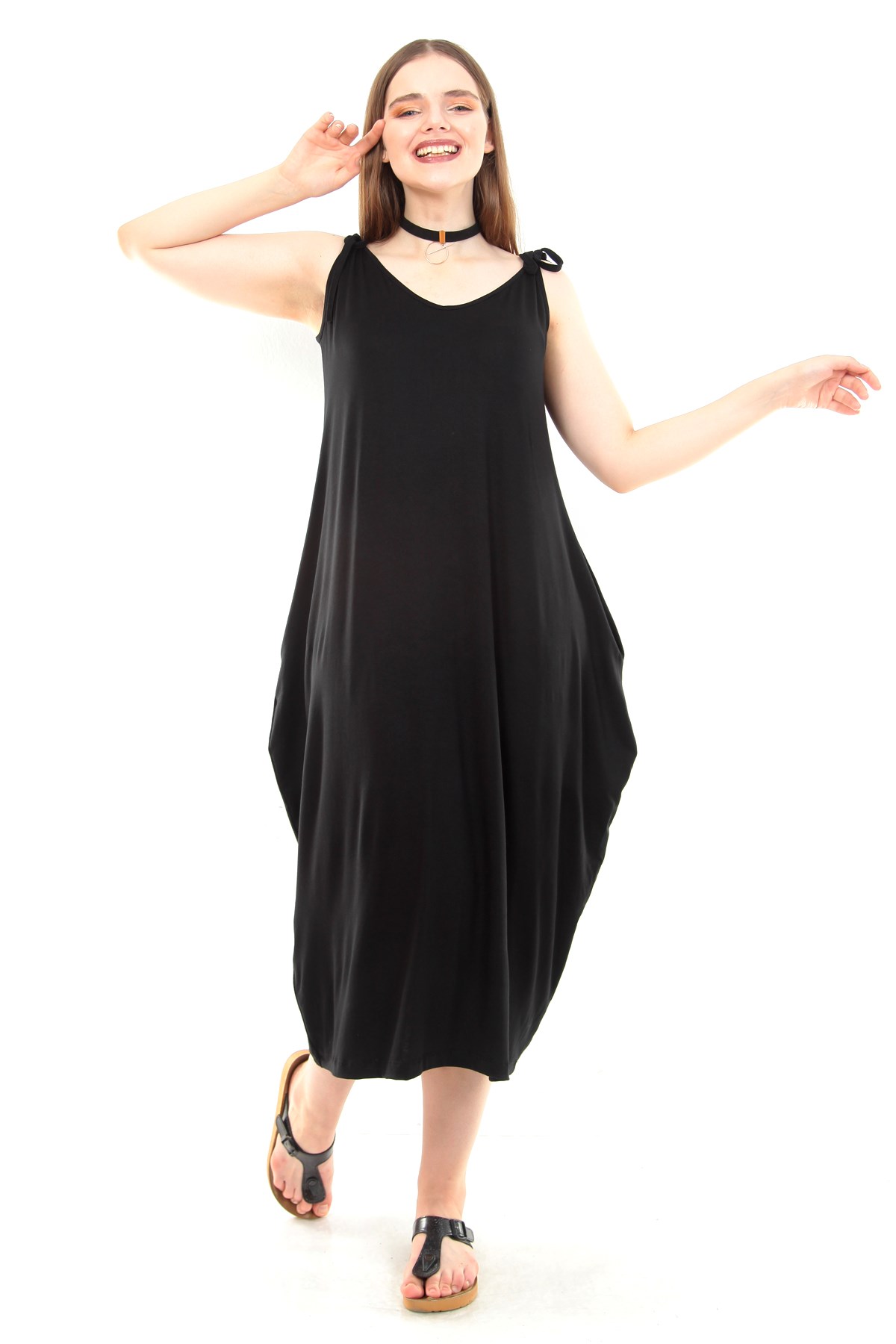 Moda Cazibe Büyük Beden İp Askılı Jumbo Salaş Elbise Siyah