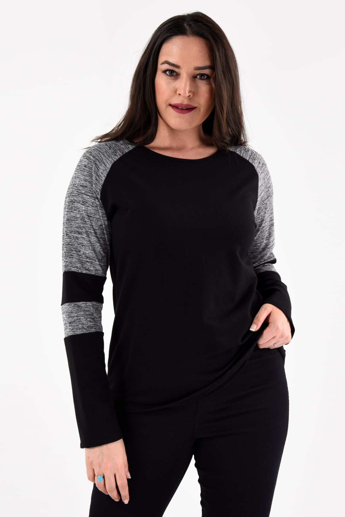 Büyük Beden Reglan Kol Gri Melanj Garni Detaylı Sweatshirt SiyahCurvy TrendBüyük Beden Reglan Kol Gri Melanj Garni Detaylı Sweatshirt Siyah
