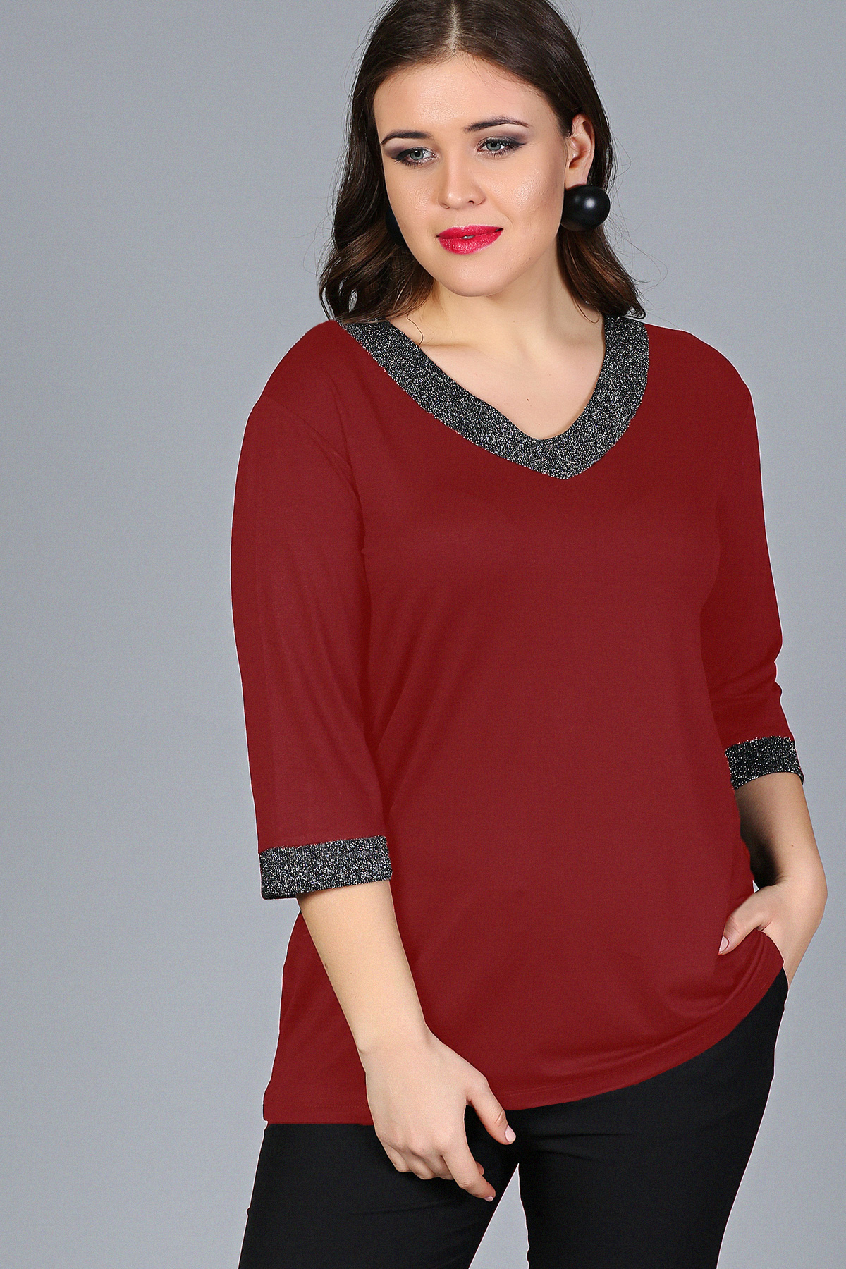 Büyük Beden Yaka Kolucu Sim Bluz BordoCurvy TrendBüyük Beden Yaka Kolucu Sim Bluz Bordo