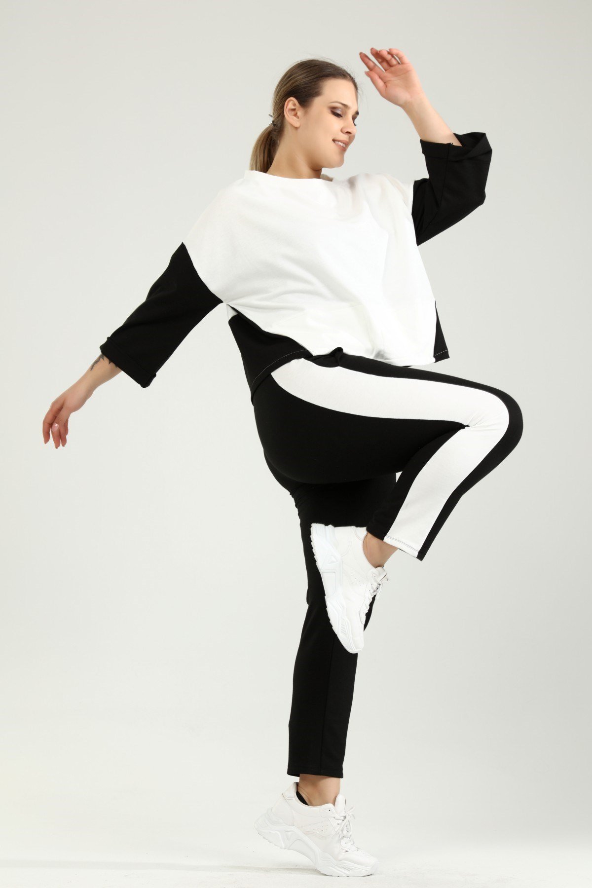 ModacazibeYan Ekru Blok 2 İplik Eşofman Altı