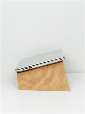 Dayanıklı Ahşap Notebook Yükseltici ve Tutucu Masa Üstü Laptop Standı