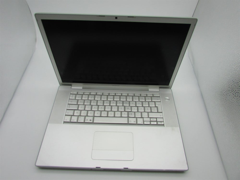 APPLE MACBOOK A1226 Notebook
