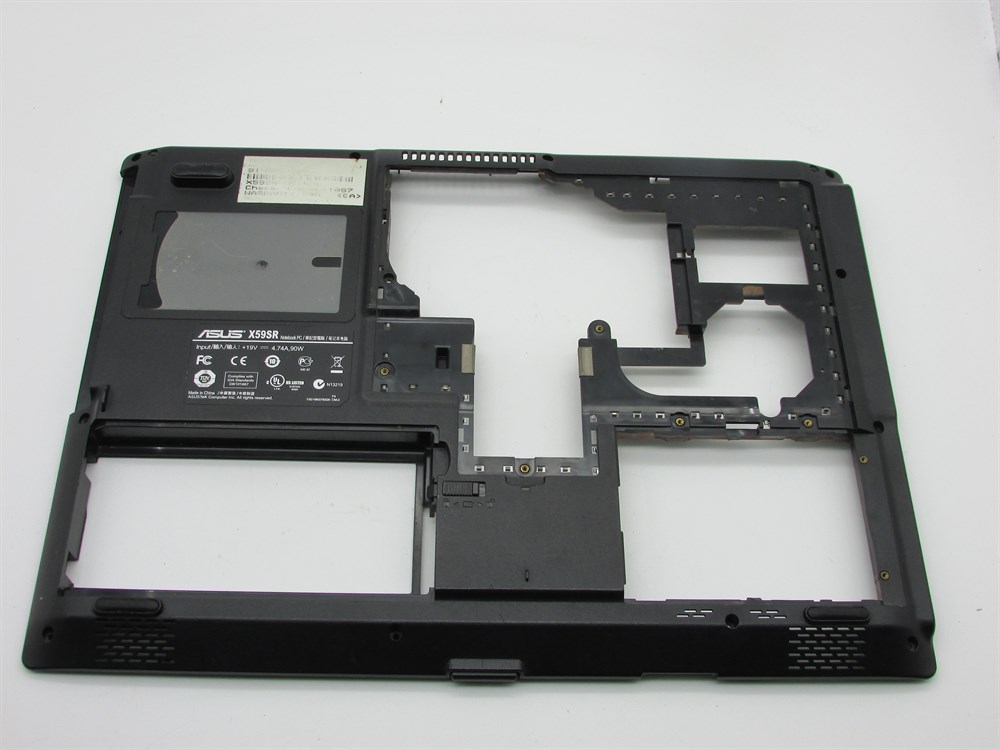 ASUS X59SR Notebook Alt Kasa