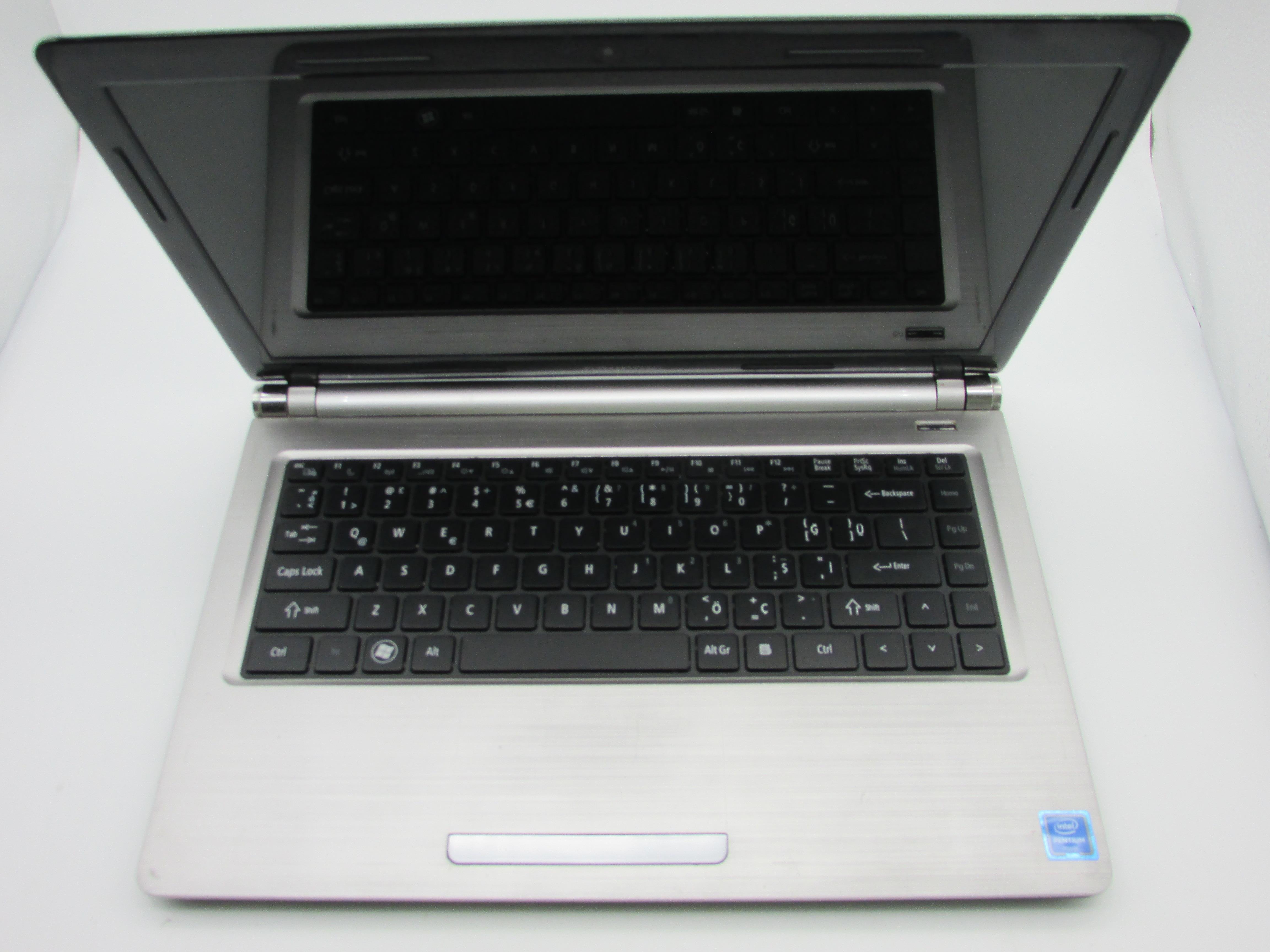 GRUNDİG 13M- GNB 1450 B1 B8 2 EL NOTEBOOK