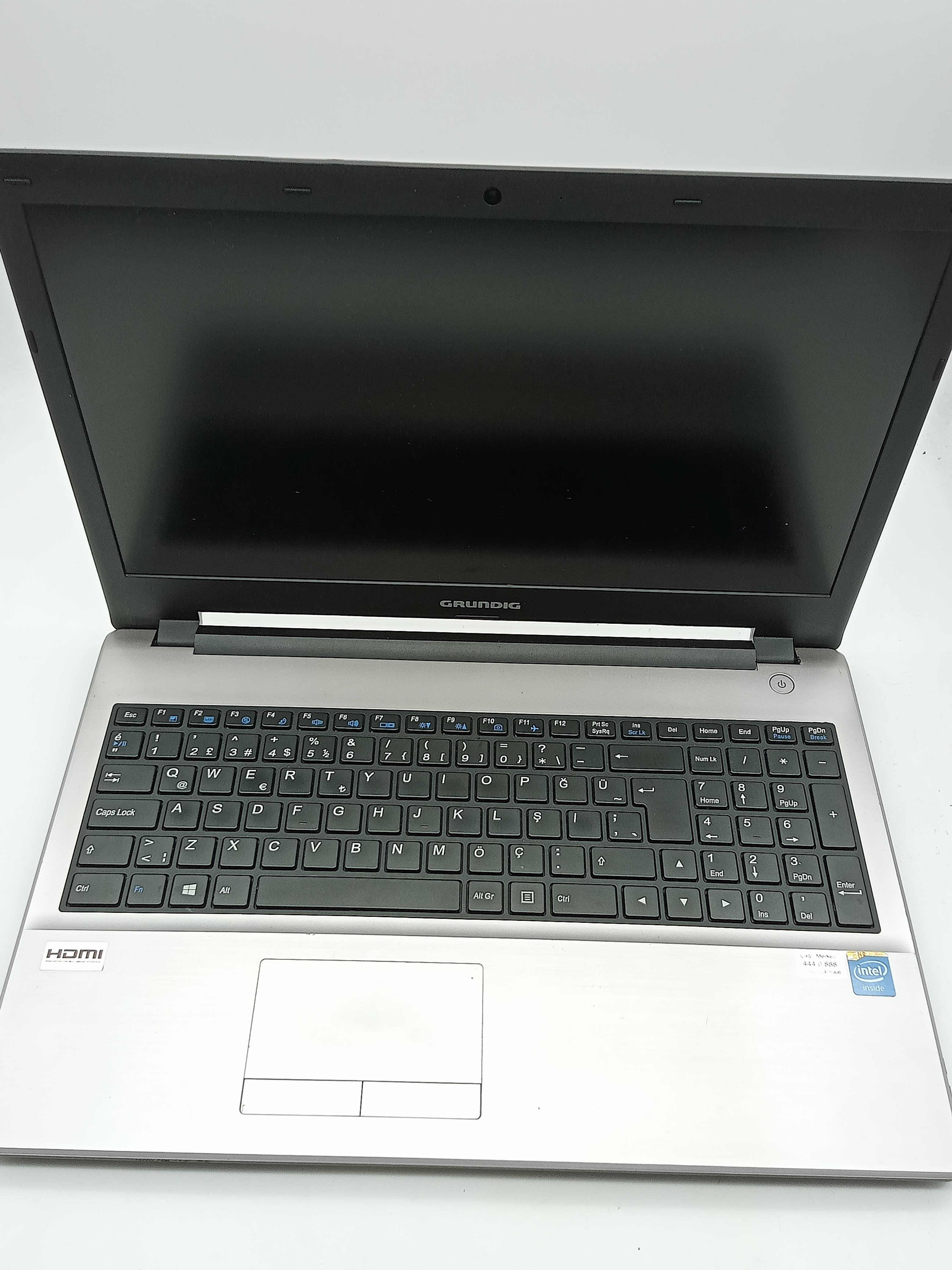 GRUNDİG  GNB 1550 A1B2 İKİNCİ EL NOTEBOOK