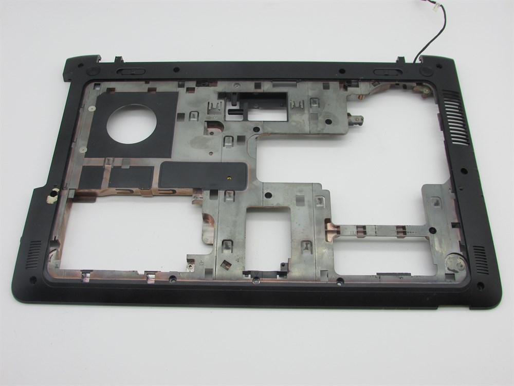 GRUNDİG GNB 1565 A1 İ3 Alt Kasa