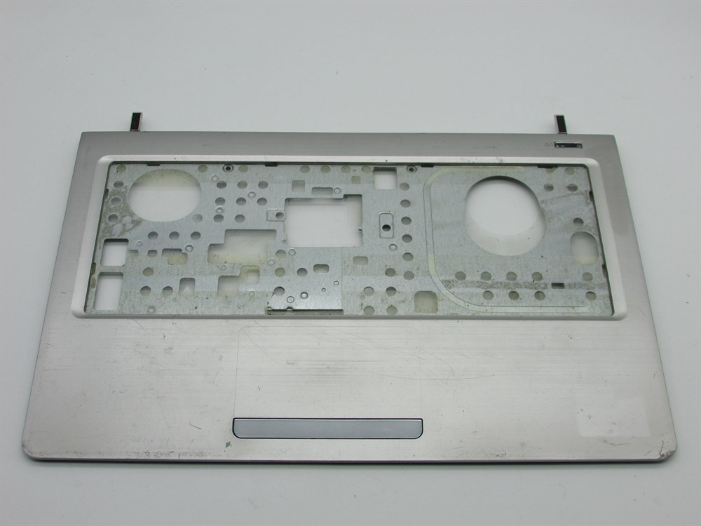 GRUNDİG GNB1450B1B8 Notebook Ust Kasa
