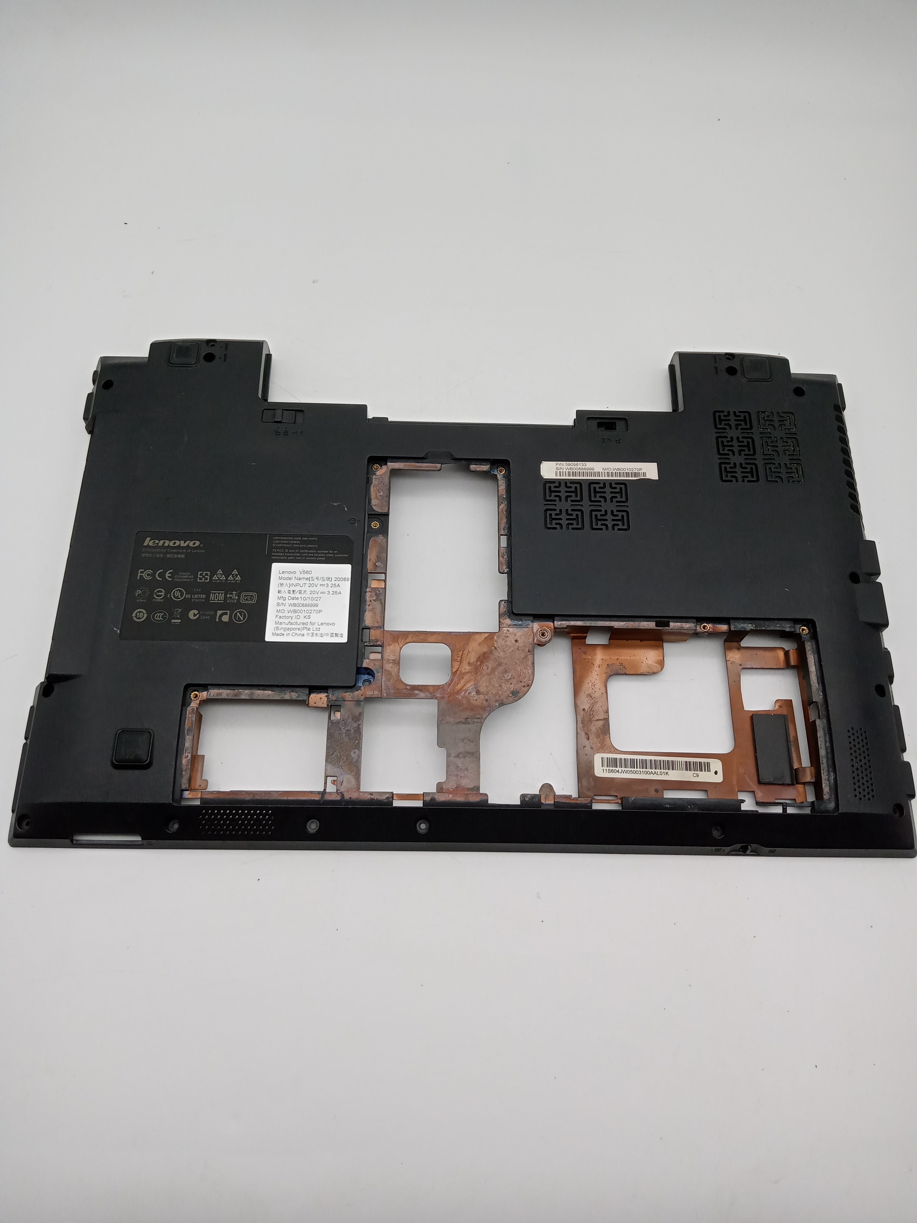 LENOVO V560 İKİNCİ EL NOTEBOOK ALT KASA