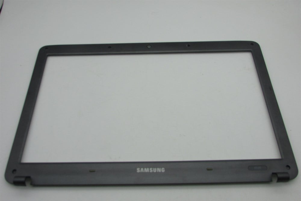 SAMSUNG NP-R530 R523 R528 R525 R517 Notebook Lcd Bezel On