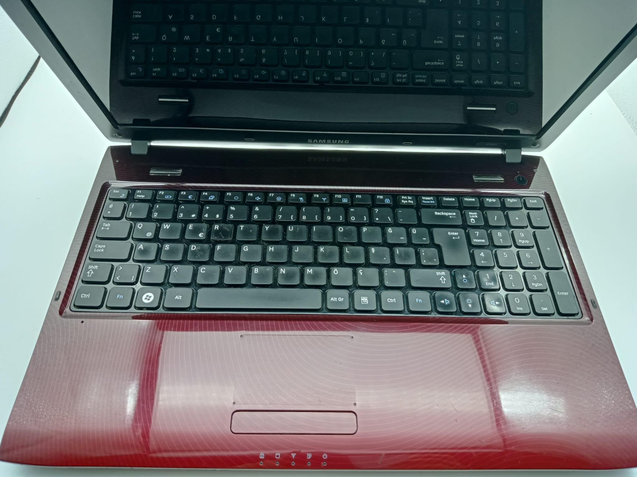 SAMSUNG R580 İ3 İKİNCİ EL NOTEBOOK