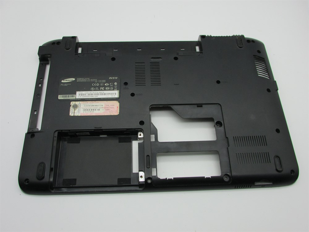 SAMSUNG RV510 Notebook Alt Kasa