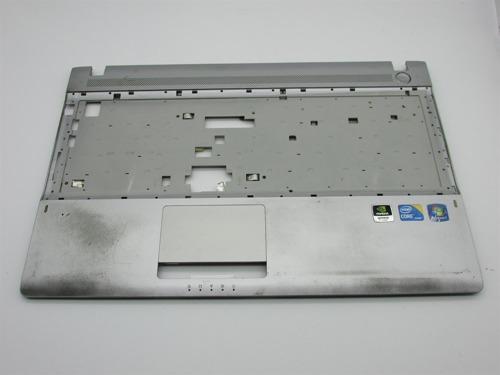 SAMSUNG RV511 Notebook Ust Kasa