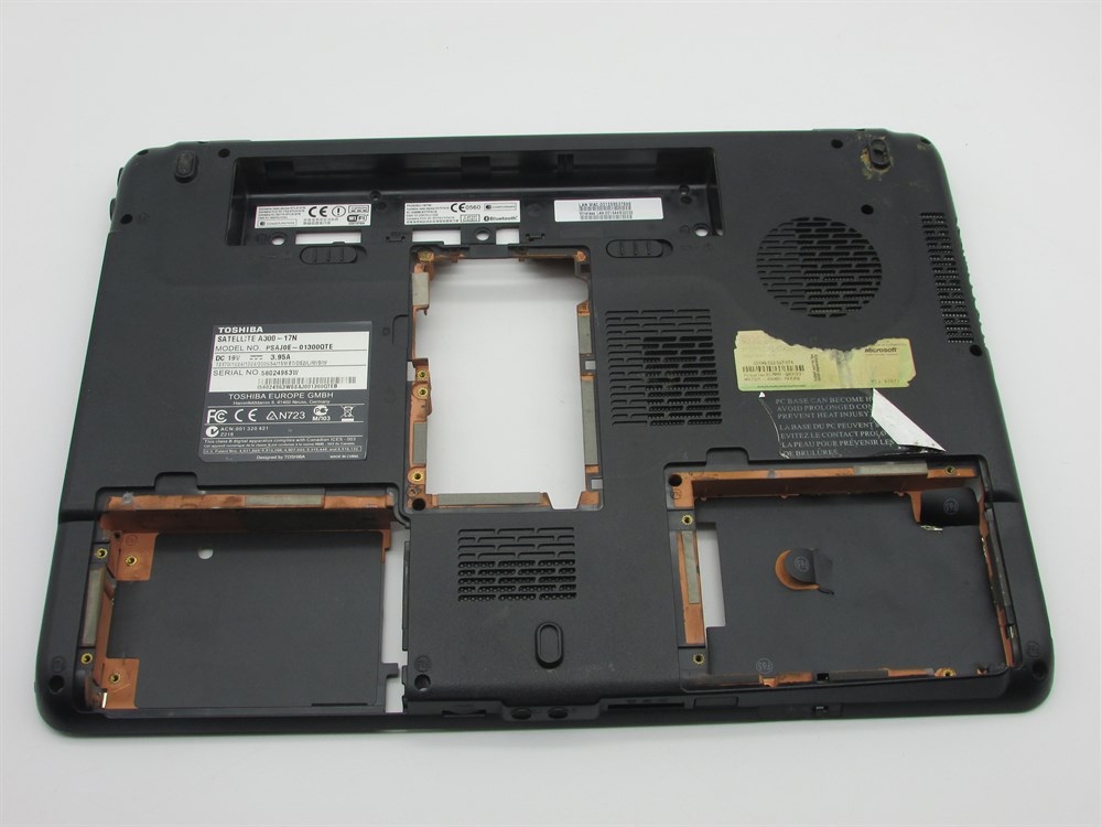 TOSHİBA -A300-17A Notebook Alt Kasa