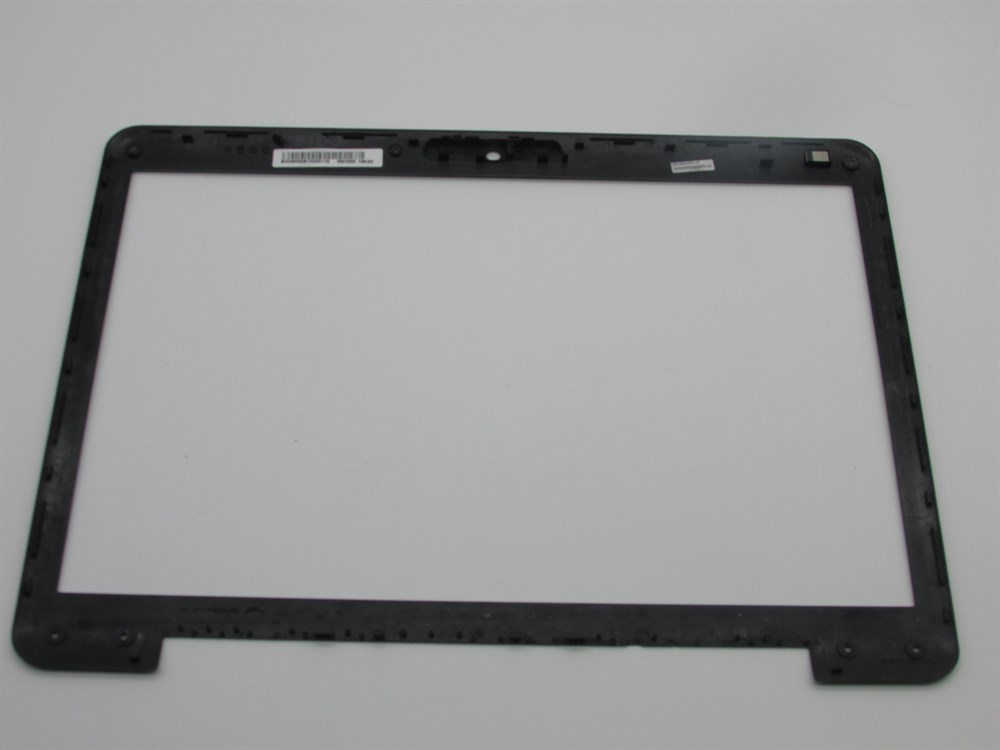TOSHİBA A305-S6857 PSAG0U-02701V Notebook Lcd Bezel On