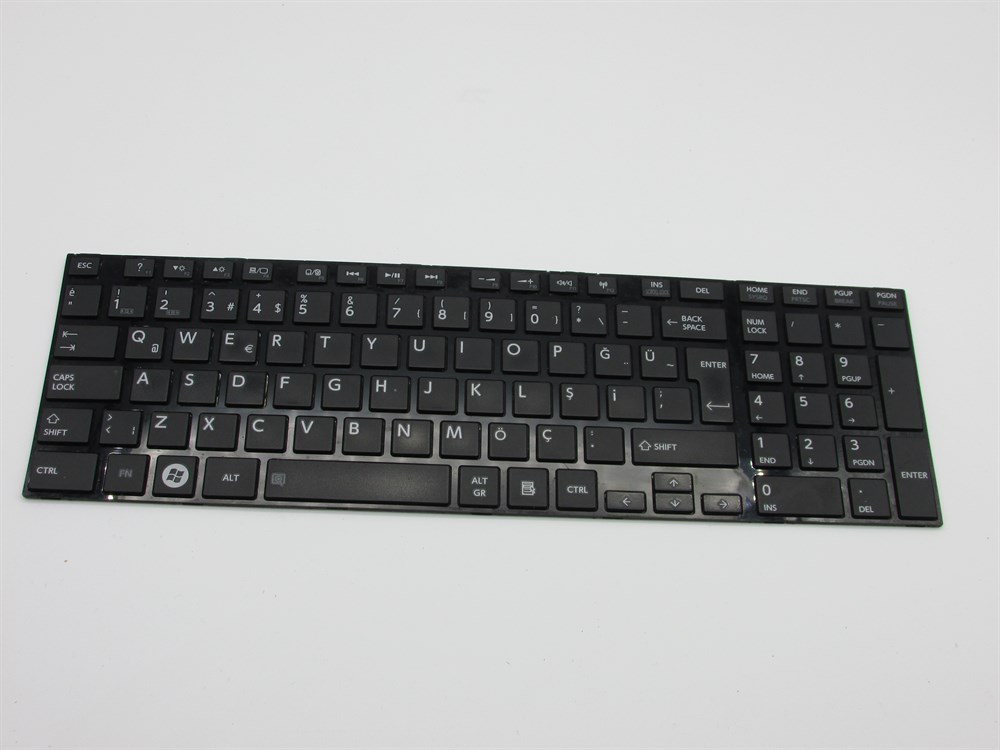 TOSHİBA L850-15J