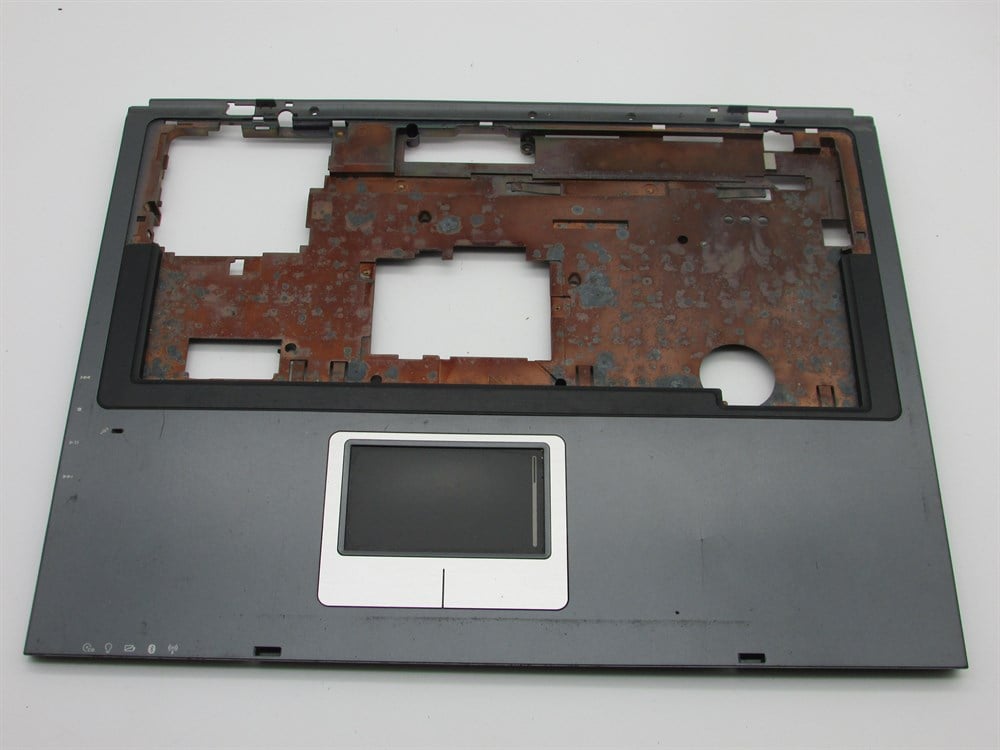 ASUS M6000 Notebook  Üst Kasa