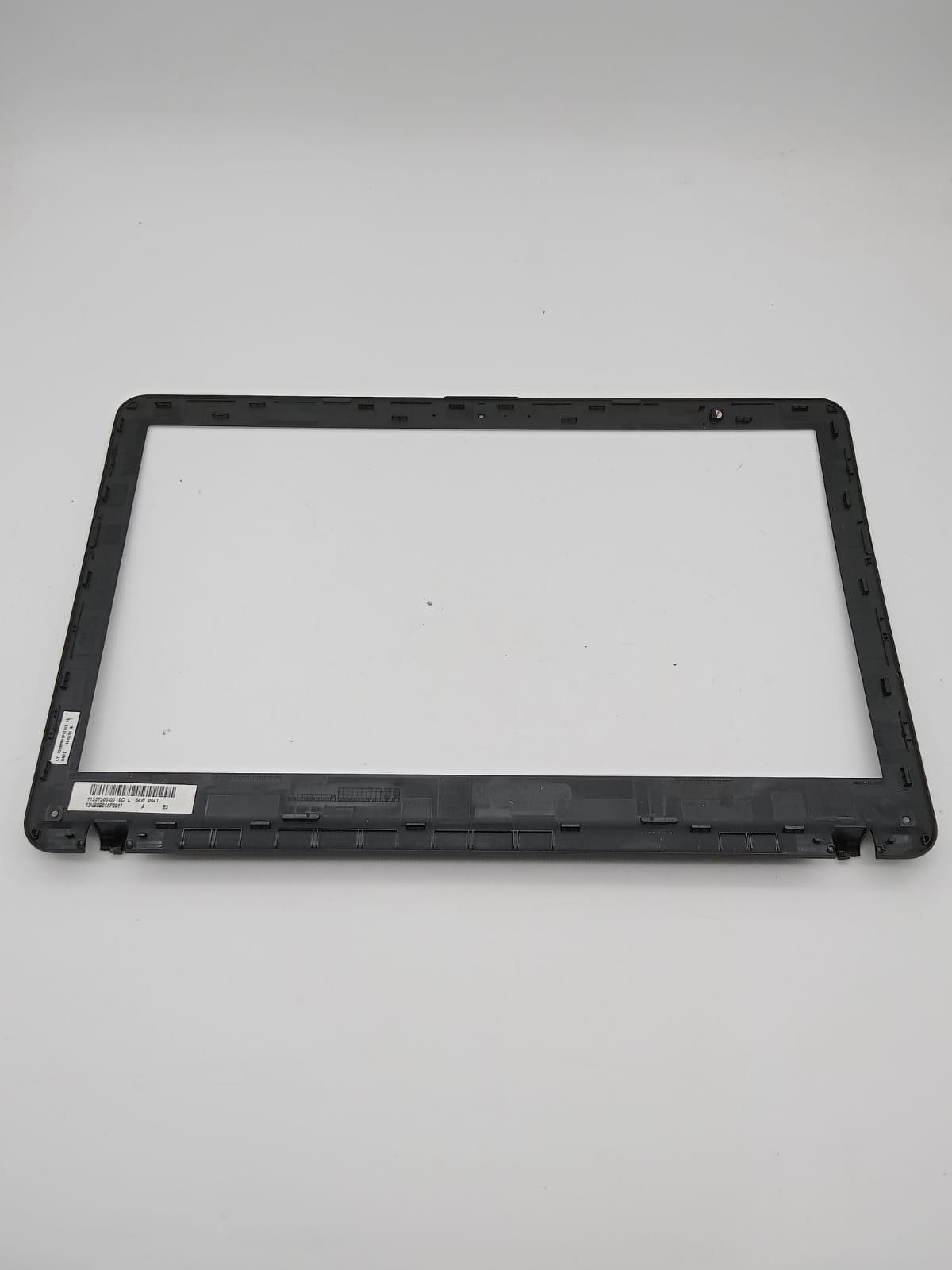 ASUS X540S Notebook Bezel On
