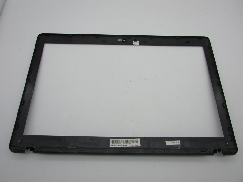 ASUS X552E Notebook Lcd Bezel On