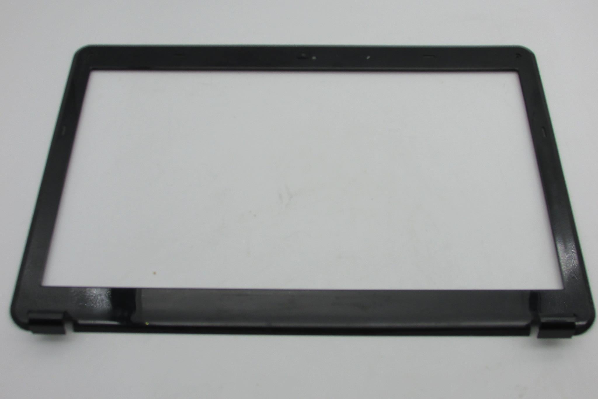GRUNDİG GNB 1540-1560 A1-B2 A25 Notebook Lcd Bezel On