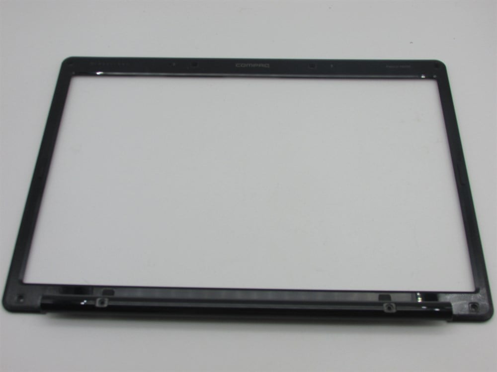 HP PRESERİO V6500 Notebook Lcd Bezel On