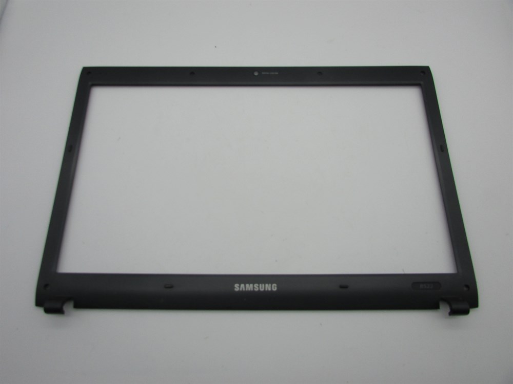 SAMSUNG  NP-R522H Notebook Lcd Bezel On