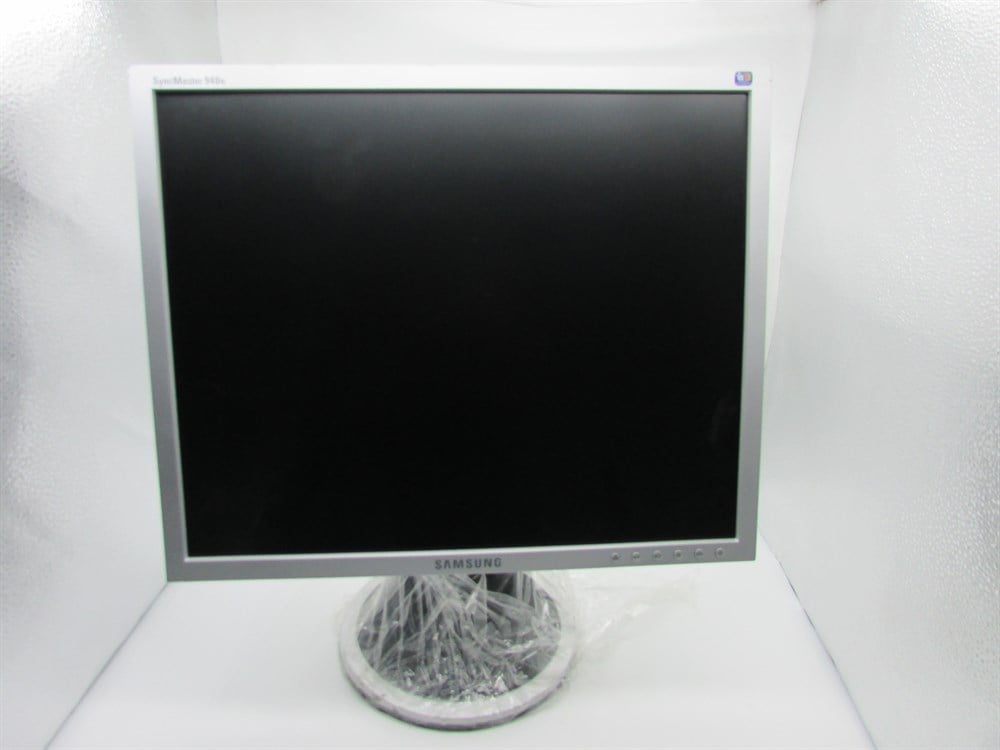 SAMSUNG 940N Monitör