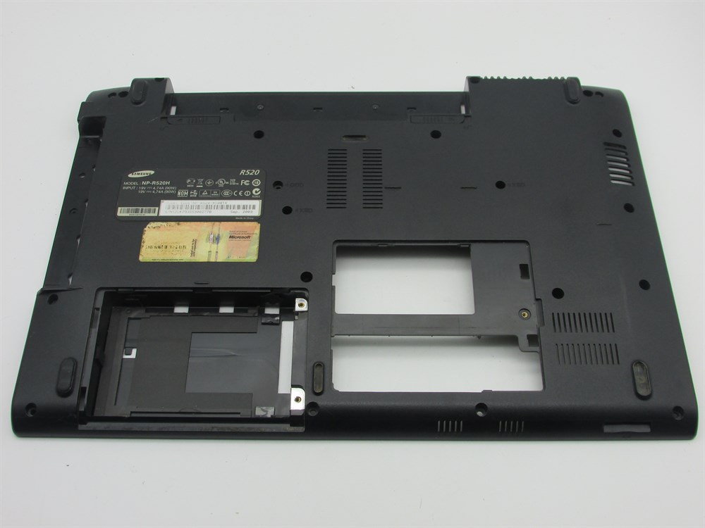 SAMSUNG NP-R520H NP-R522H Notebook Alt Kasa