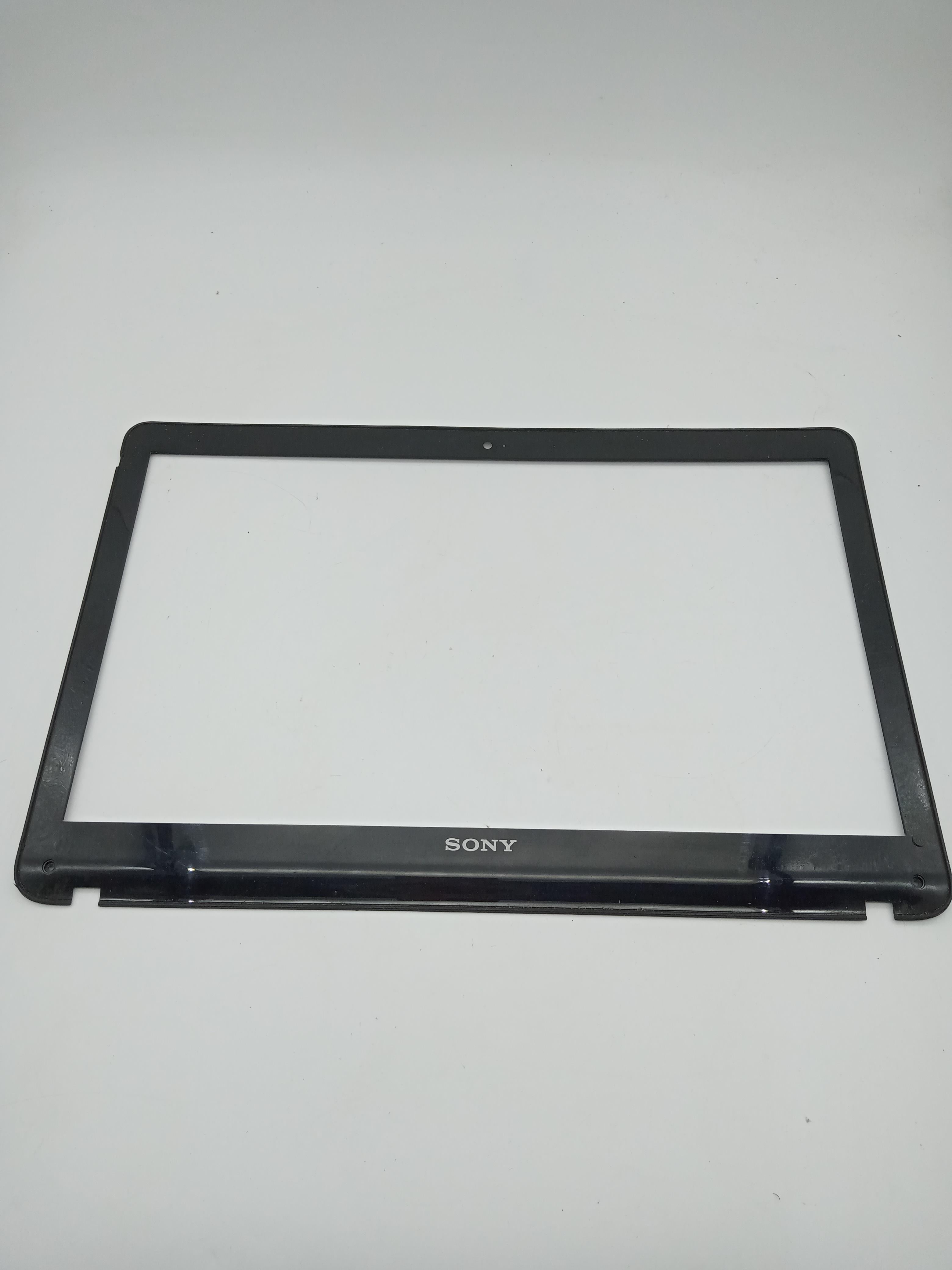 SONY SVF152C1WW Notebook Lcd Bezel Ön