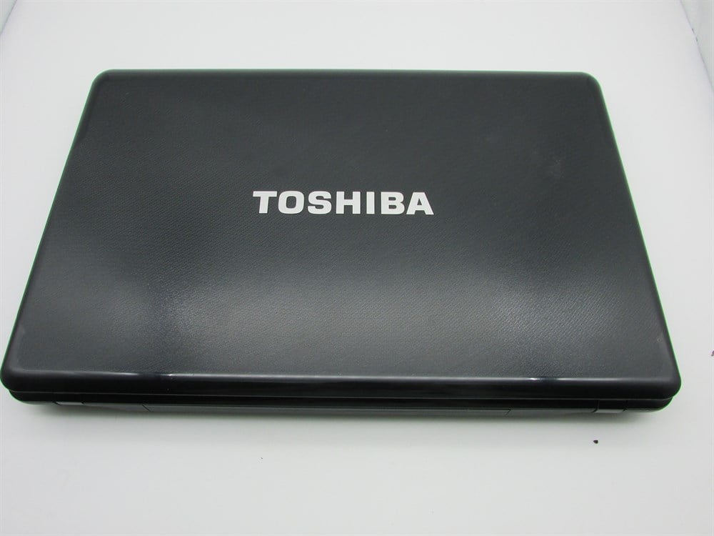 TOSHİBA A660 17M Notebook 