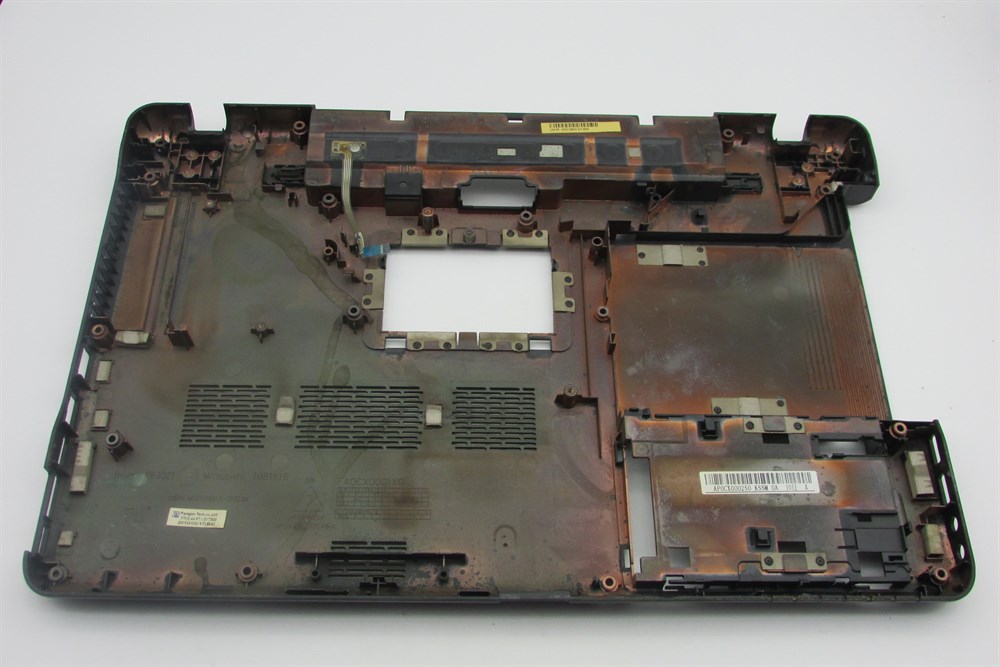 TOSHİBA A665-S6058 PSAW3U-064001 Notebook Alt Kasa