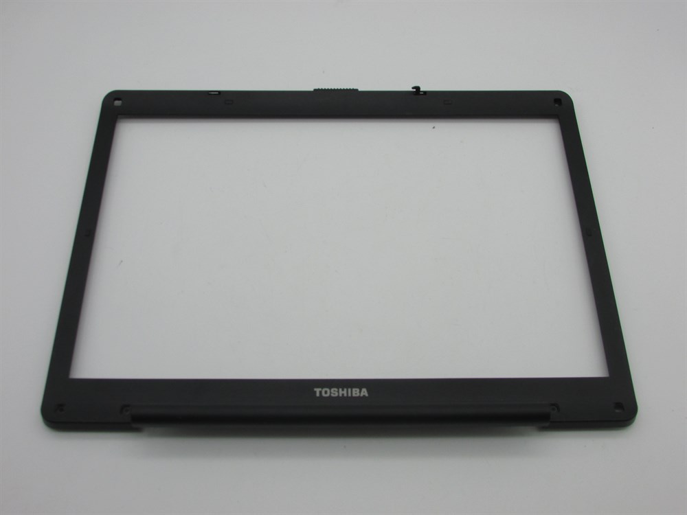 TOSHİBA EQUIUM A200- 1V0 MODEL NO PSAF5E-002006N5 Notebook Lcd Bezel On
