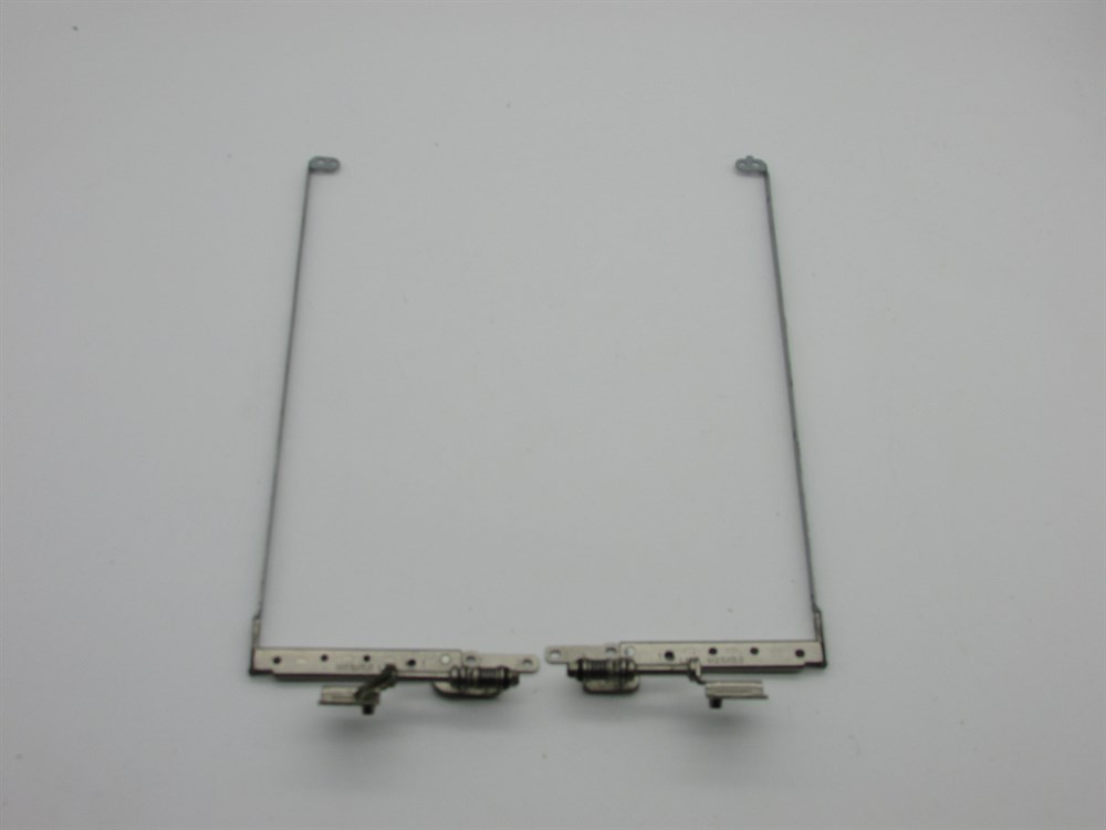 Toshiba L500-13T Notebook Menteşe