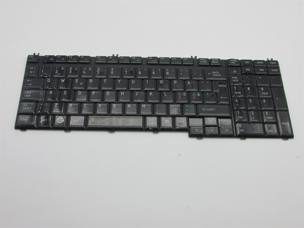 TOSHİBA P300-166 PSPC4E-02COCN5  Notebook Klavye