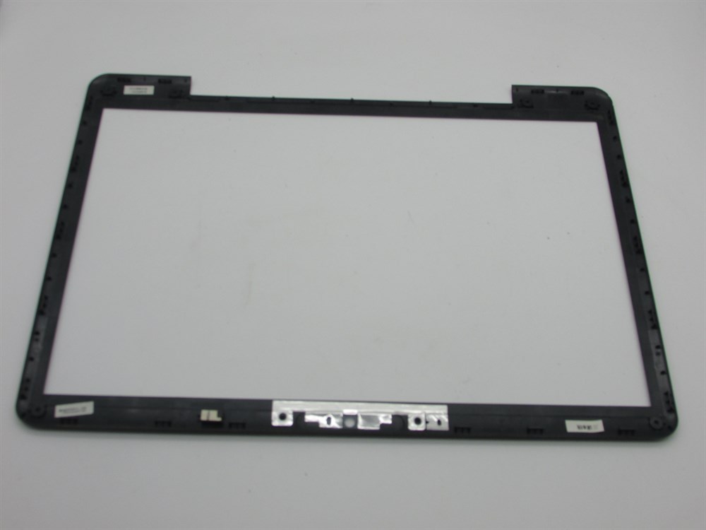 TOSHİBA P300-166 PSPC4E-02COCN5 Notebook Lcd Bezel Ön