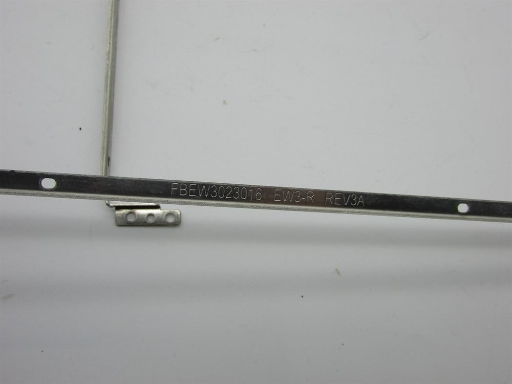 TOSHİBA SATALLİTE L10-205 PSL10E-02200HTR Notebook Menteşe