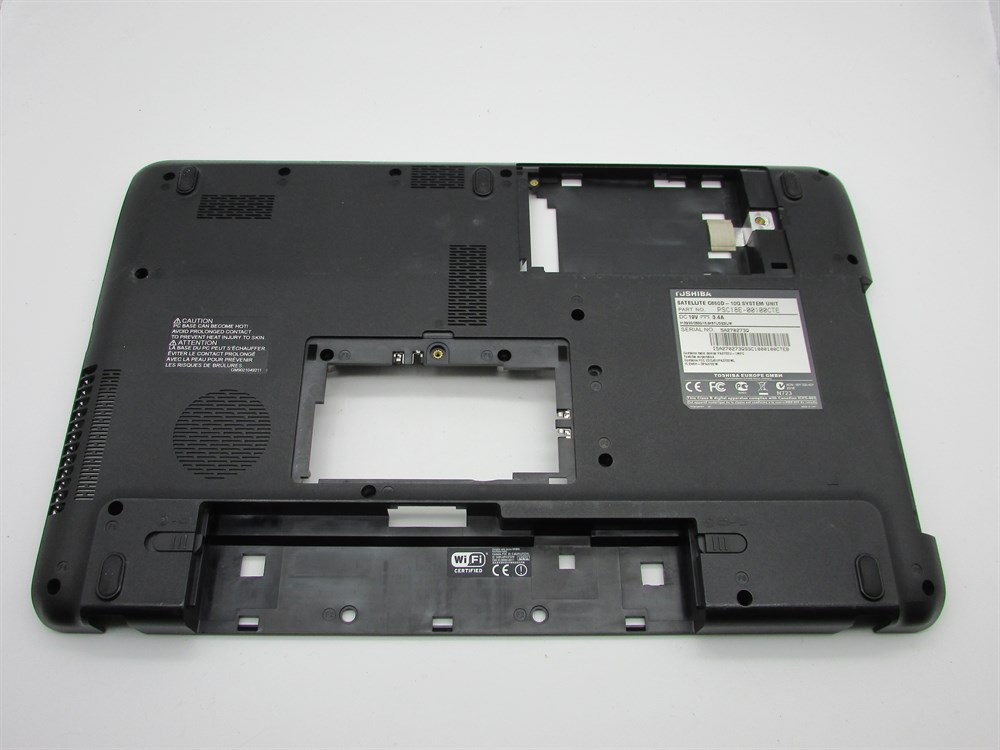TOSHİBA SATELLİTA C850D Notebook Alt Kasa