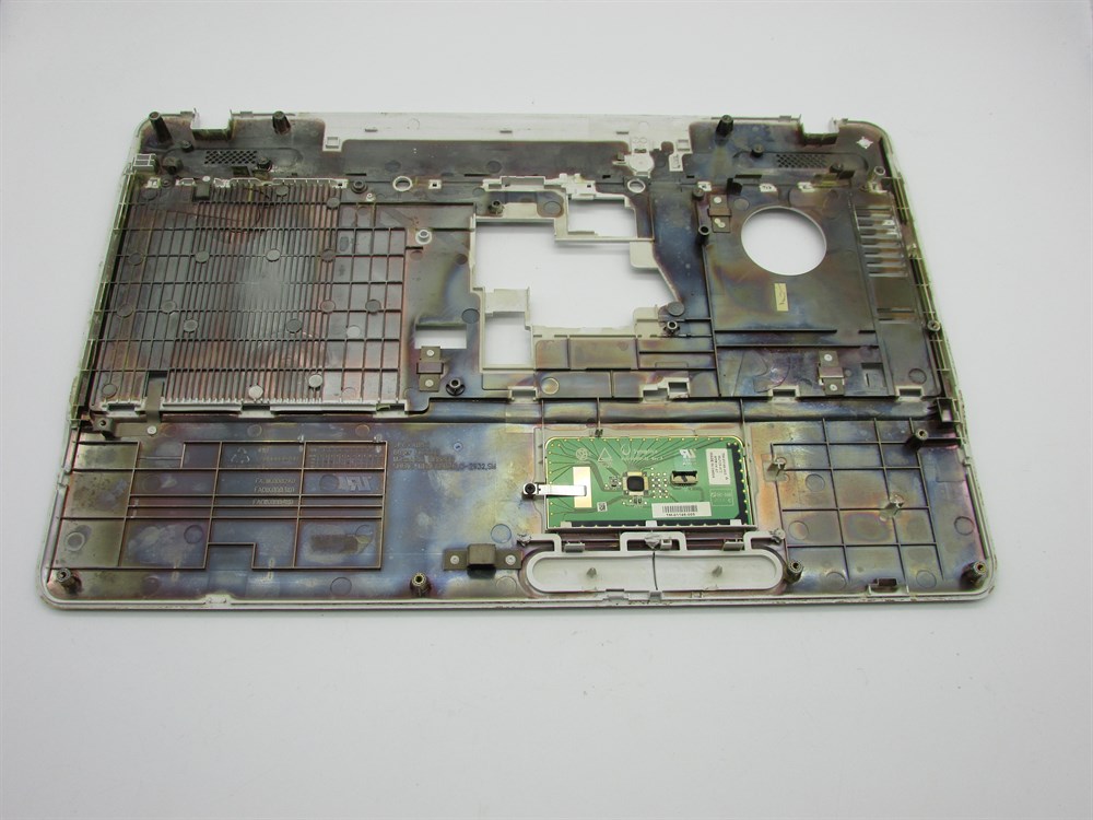 TOSHİBA SATELLİTE C660D-199 Notebook Ust Kasa