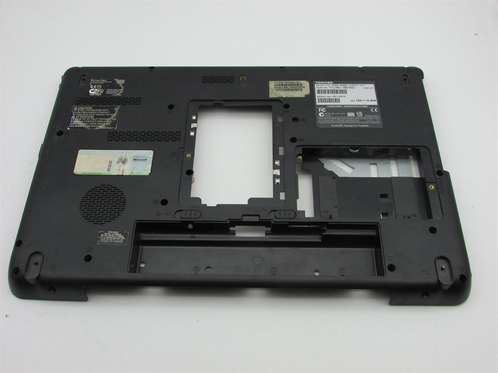 TOSHİBA SATELLİTE L505D-55965 Notebook Alt Kasa