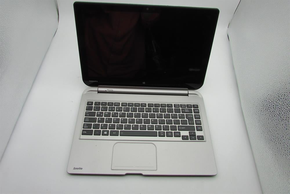 TOSHİBA W30T-A İkinci El Notebook