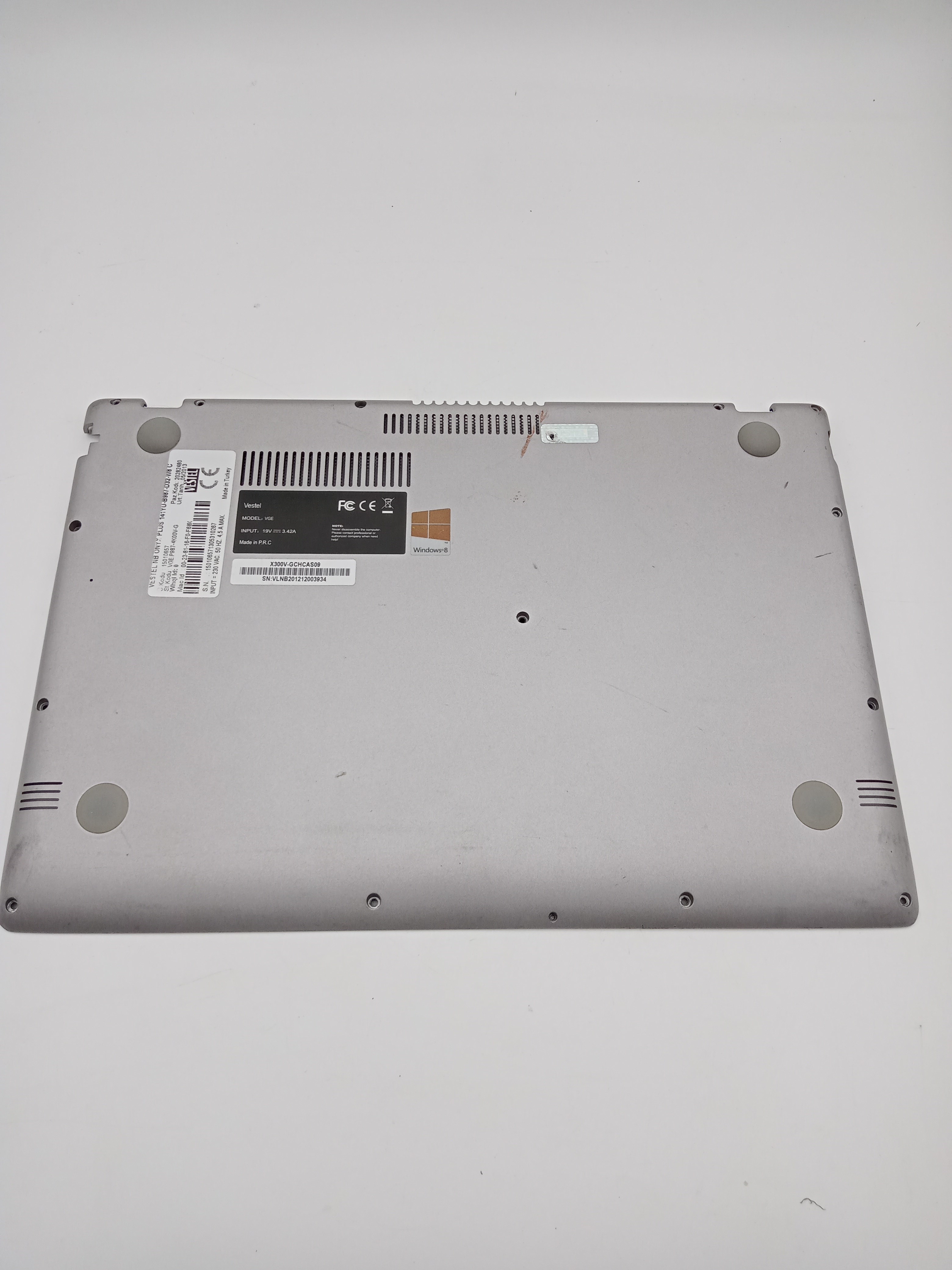 VESTEL NB ONYX PLUS 141YU-B987-D32-W8C Notebook Alt Kasa Kapak