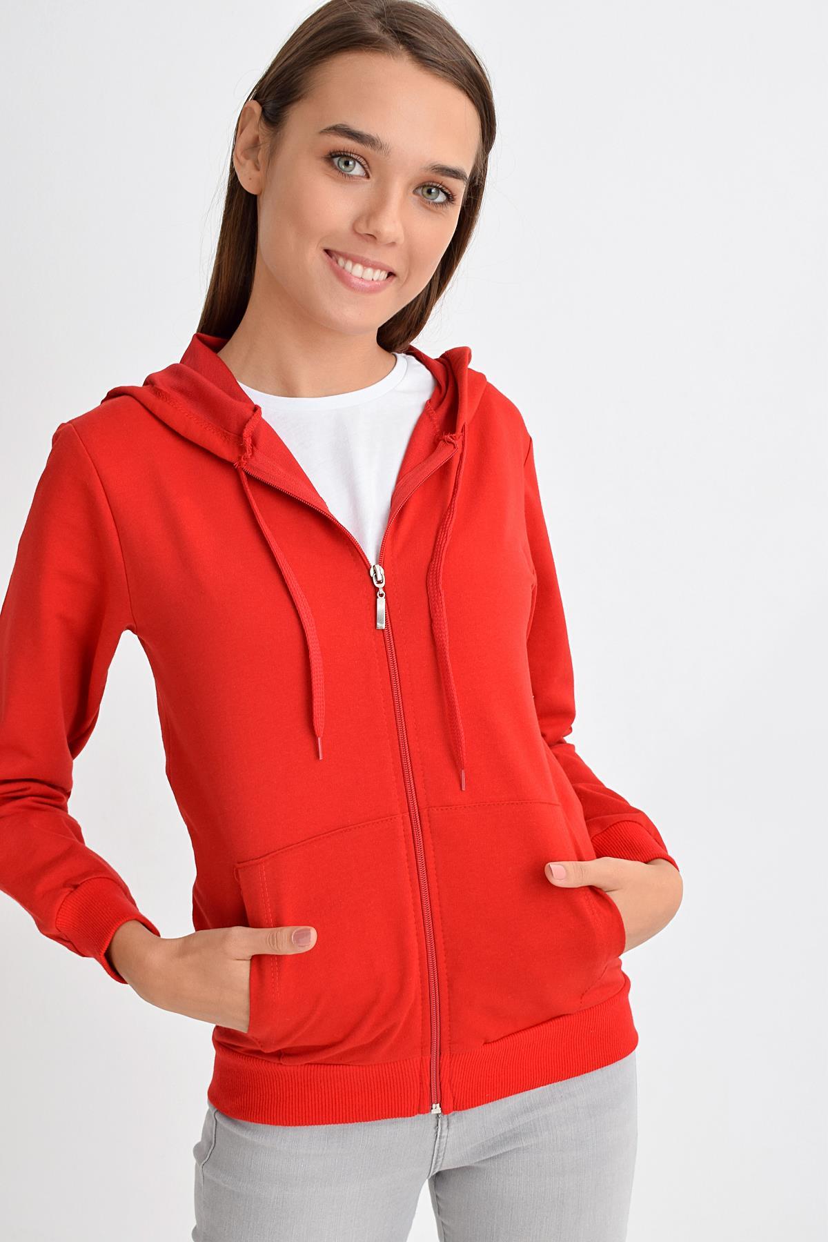 Kadın Kırmızı Kapüşonlu Fermuarlı Cepli Sweatshirt