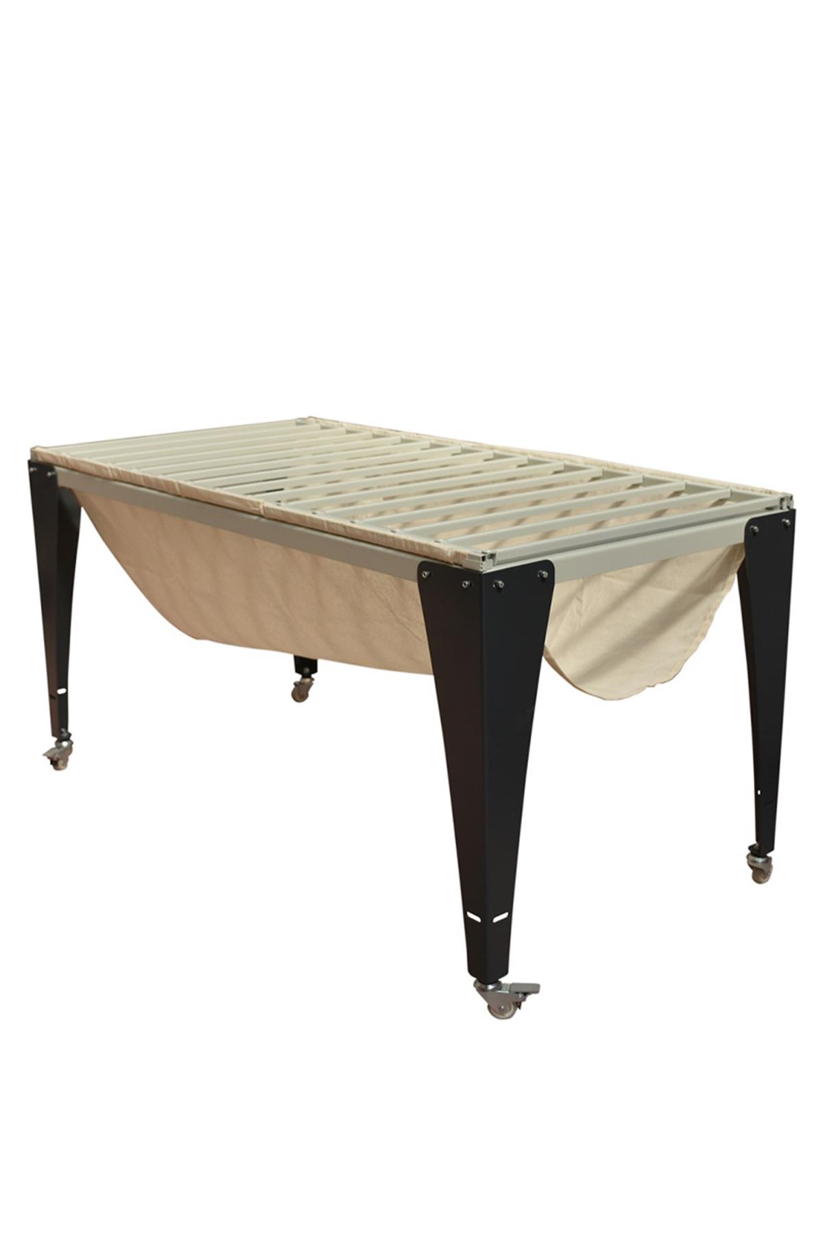 Demounted Casting Table