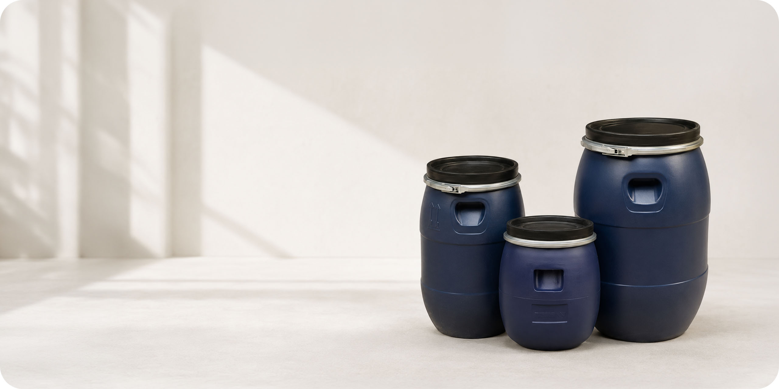 20, 30 ve 60 litre mavi bidonlar