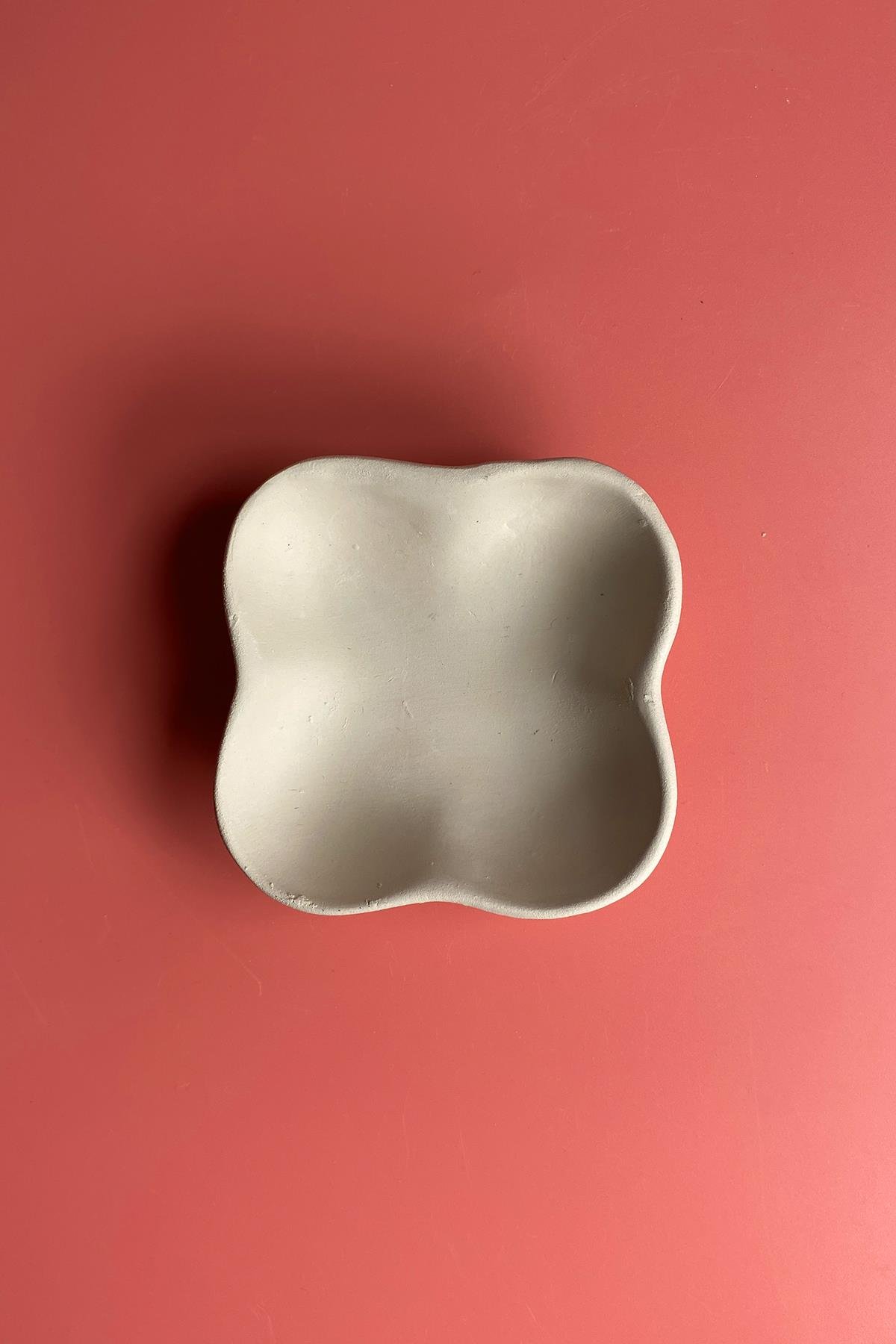 Yonca Kase - Seramik Bisküvi