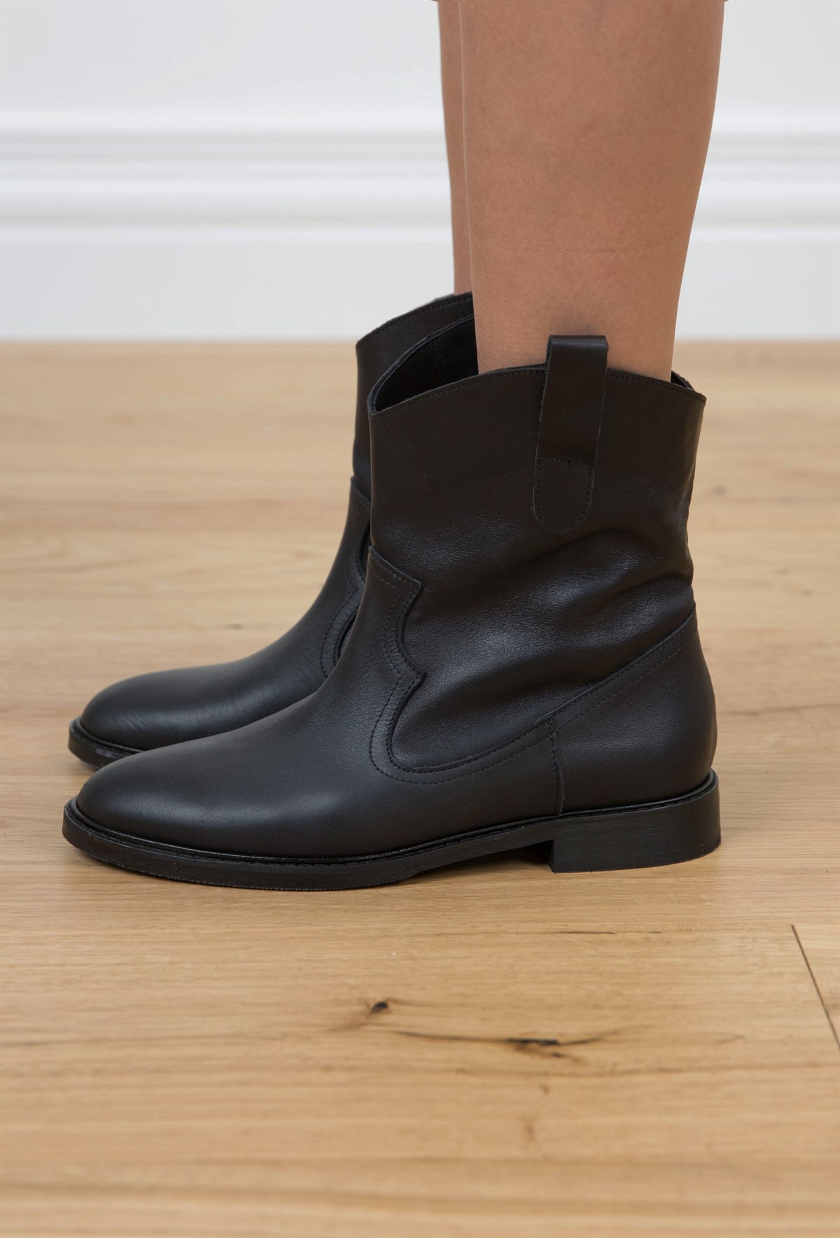 ASH SİYAH DERİ BOT SİYAH