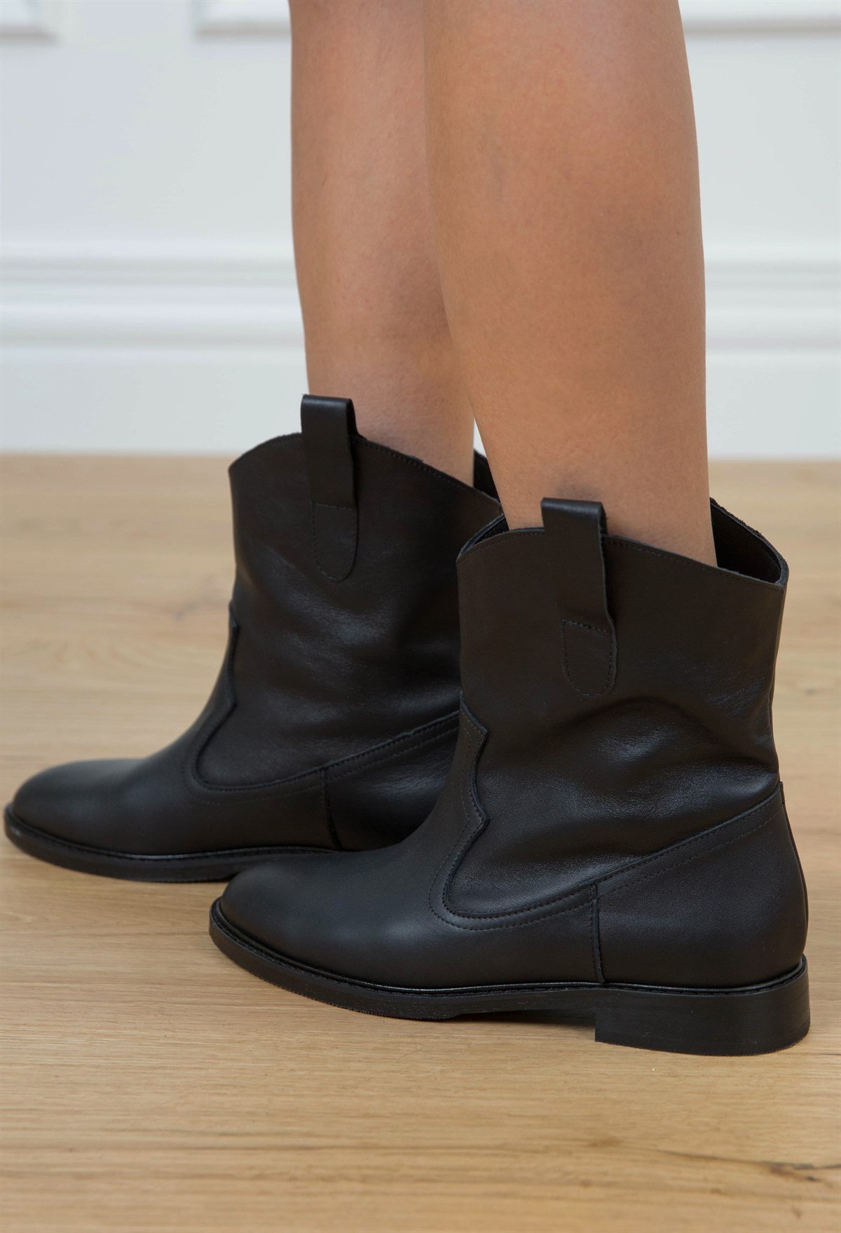 ASH SİYAH DERİ BOT SİYAH